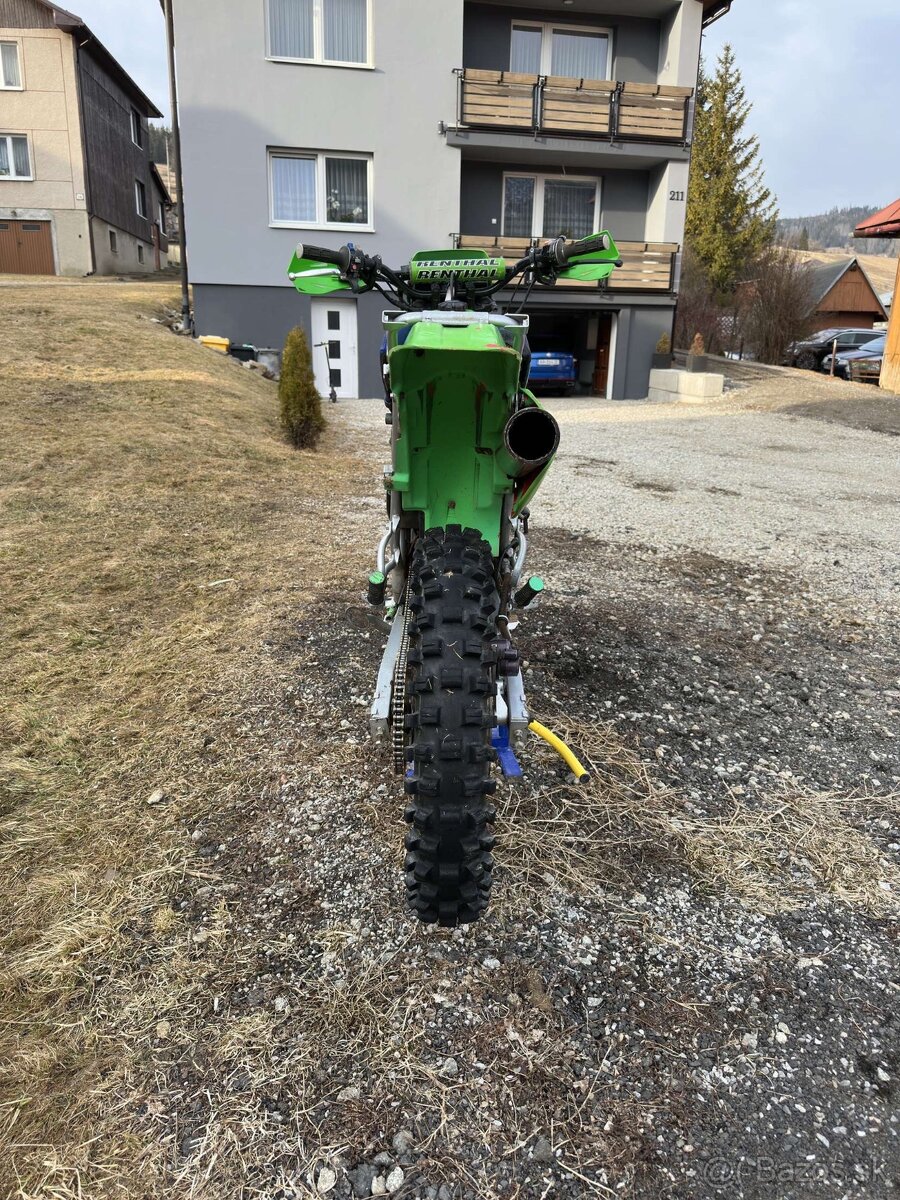 Kawasaki KMX 125