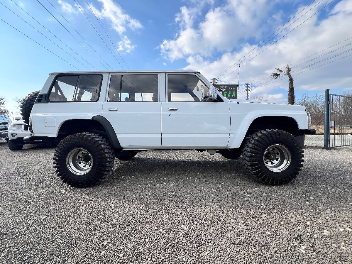 Nissan Patrol y60 2.8td