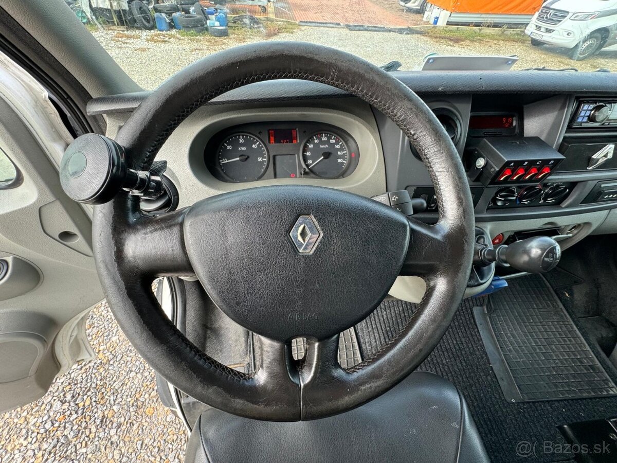 Renault Master II 2,5 dci Maxi odťahový špeciál