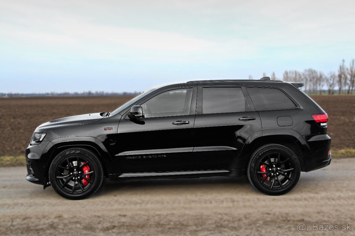 Jeep Grand Cherokee SRT 2019 – 1. majiteľ – TOP stav – LPG