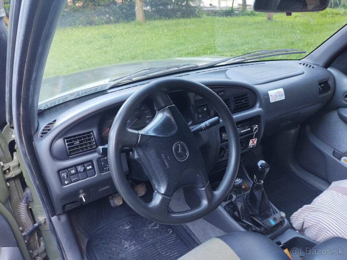 Mazda b2500, 2000r.v.