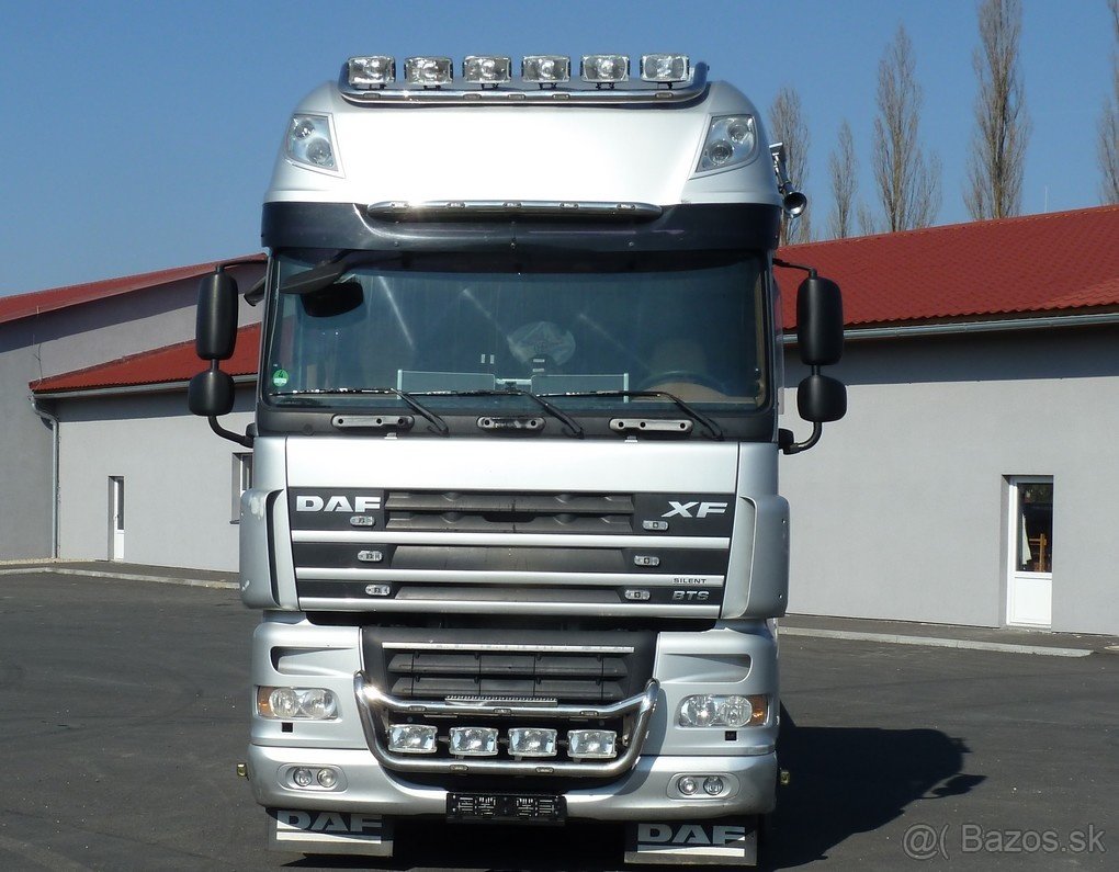 DAF XF 105.510T FAR – odtahový speciál