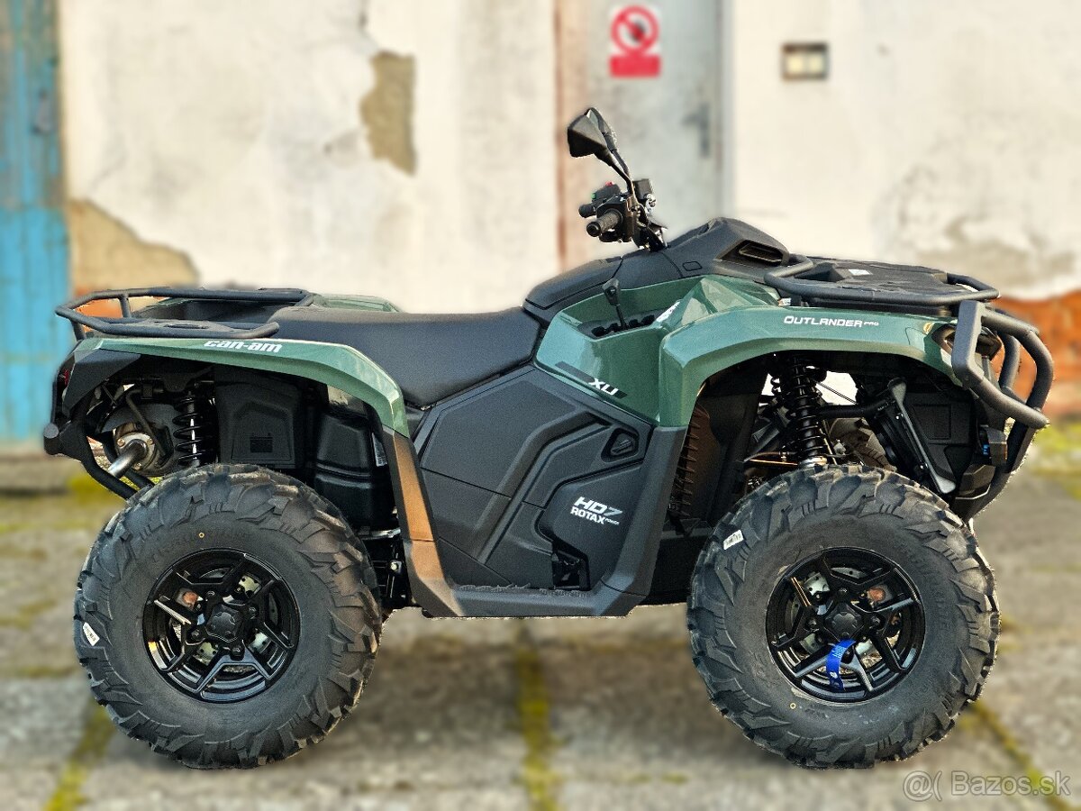 Can-am Outlander PRO HD7 XU MY2024 - čtyřkolka na práci