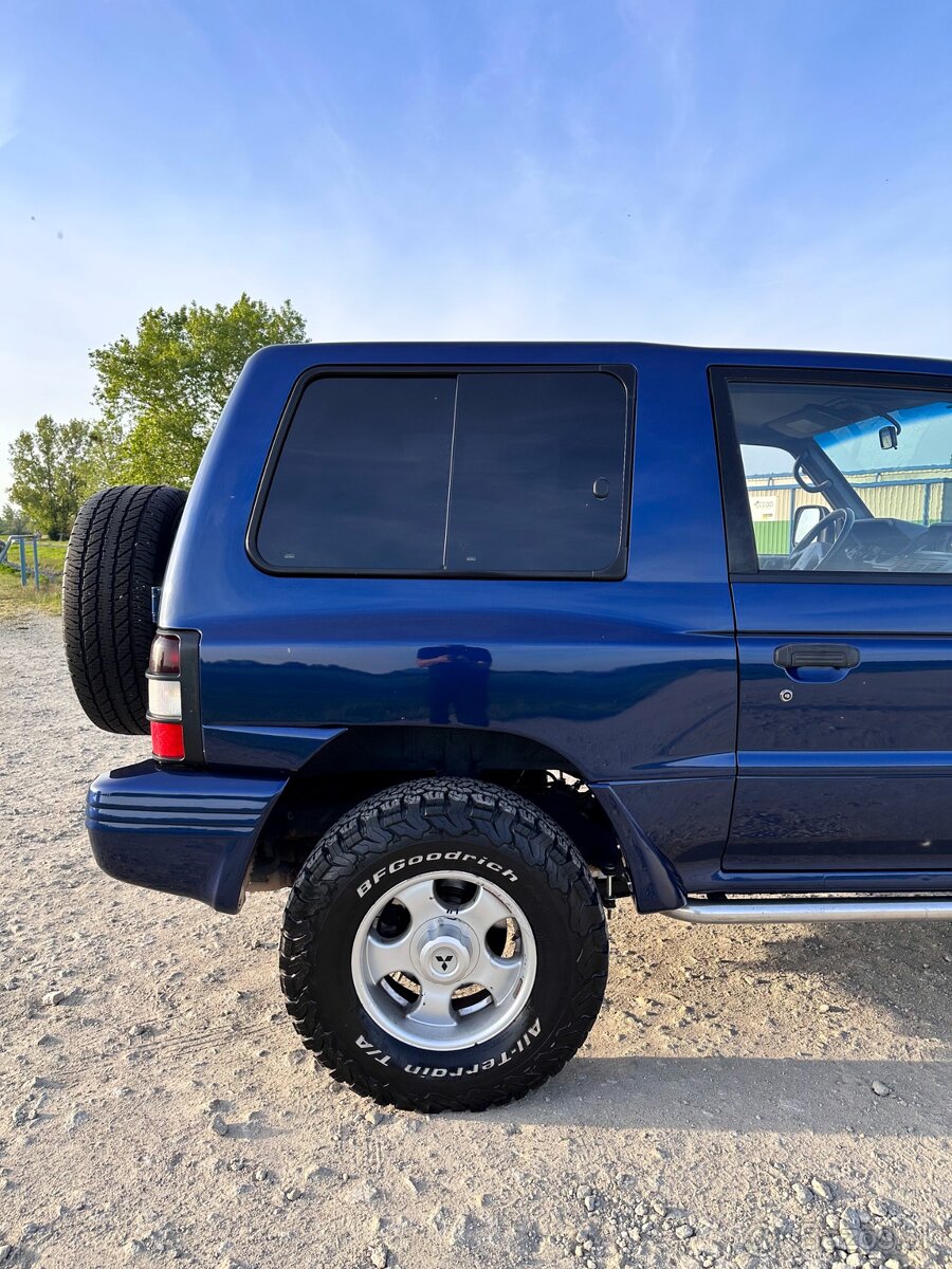 Predám Mitsubishi Pajero 3,5 V6 Trophy edition