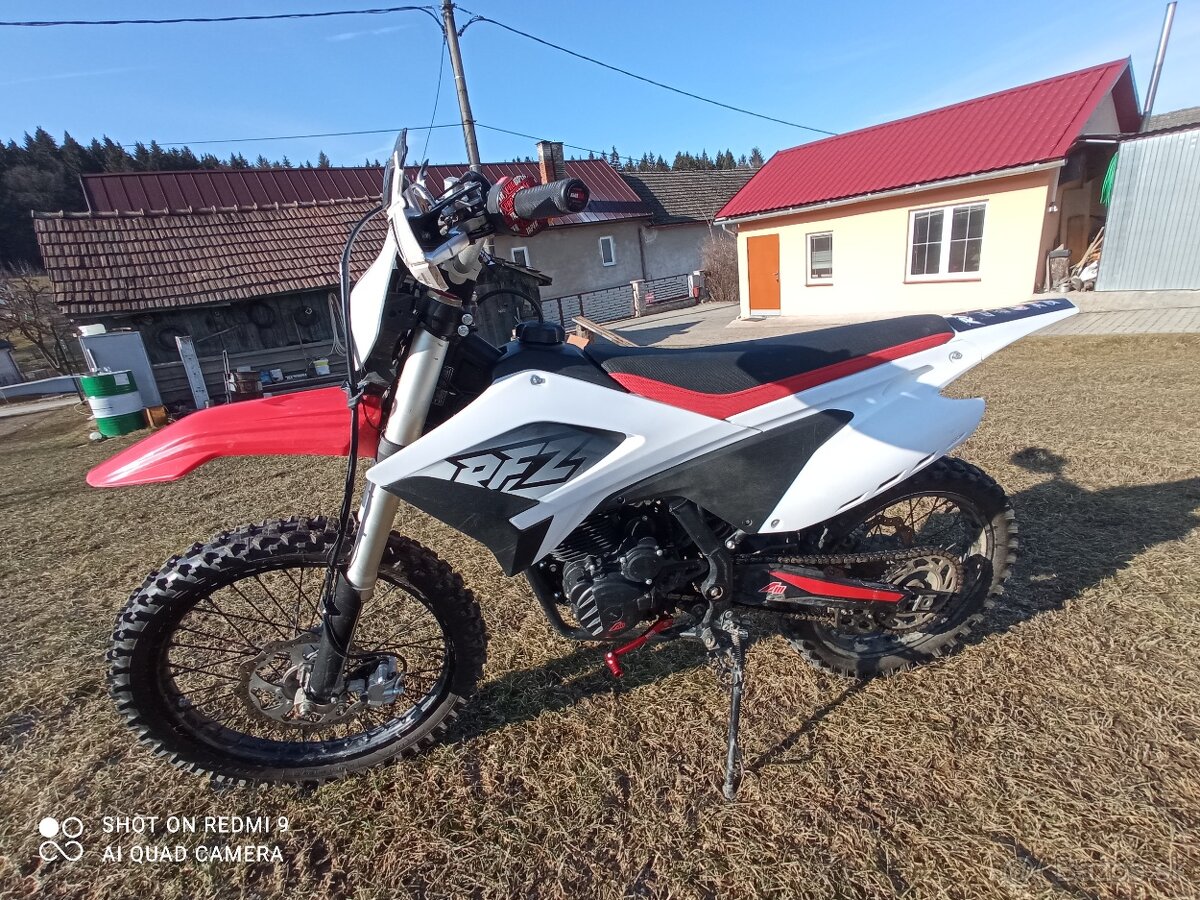 enduro apollo rfz 250cc 5 rýchlostná kolesá 18/21 + doplnky