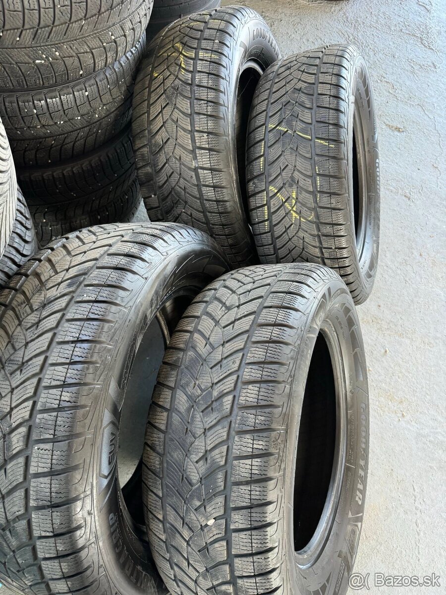 265/60R18 Good Year Ultra Grip SUV zimné pneumatiky