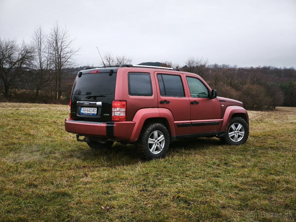 Jeep Cherokee KK V6 3.7 benzín + LPG 157kW 2009