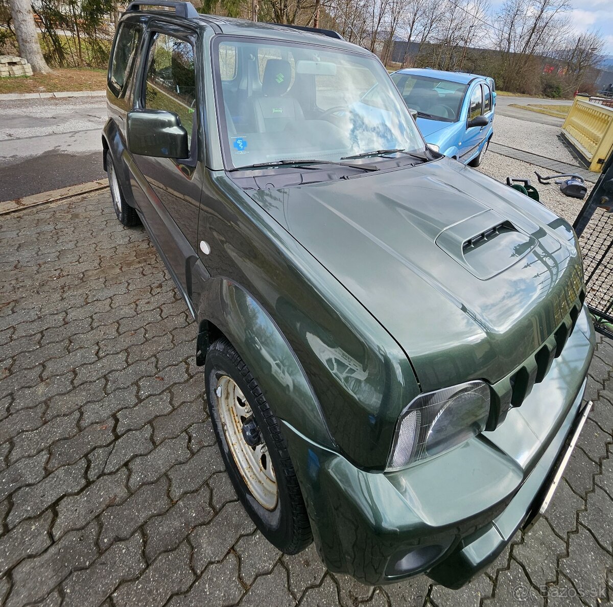 Suzuki Jimny 4x4 2016 1majitel, klíma