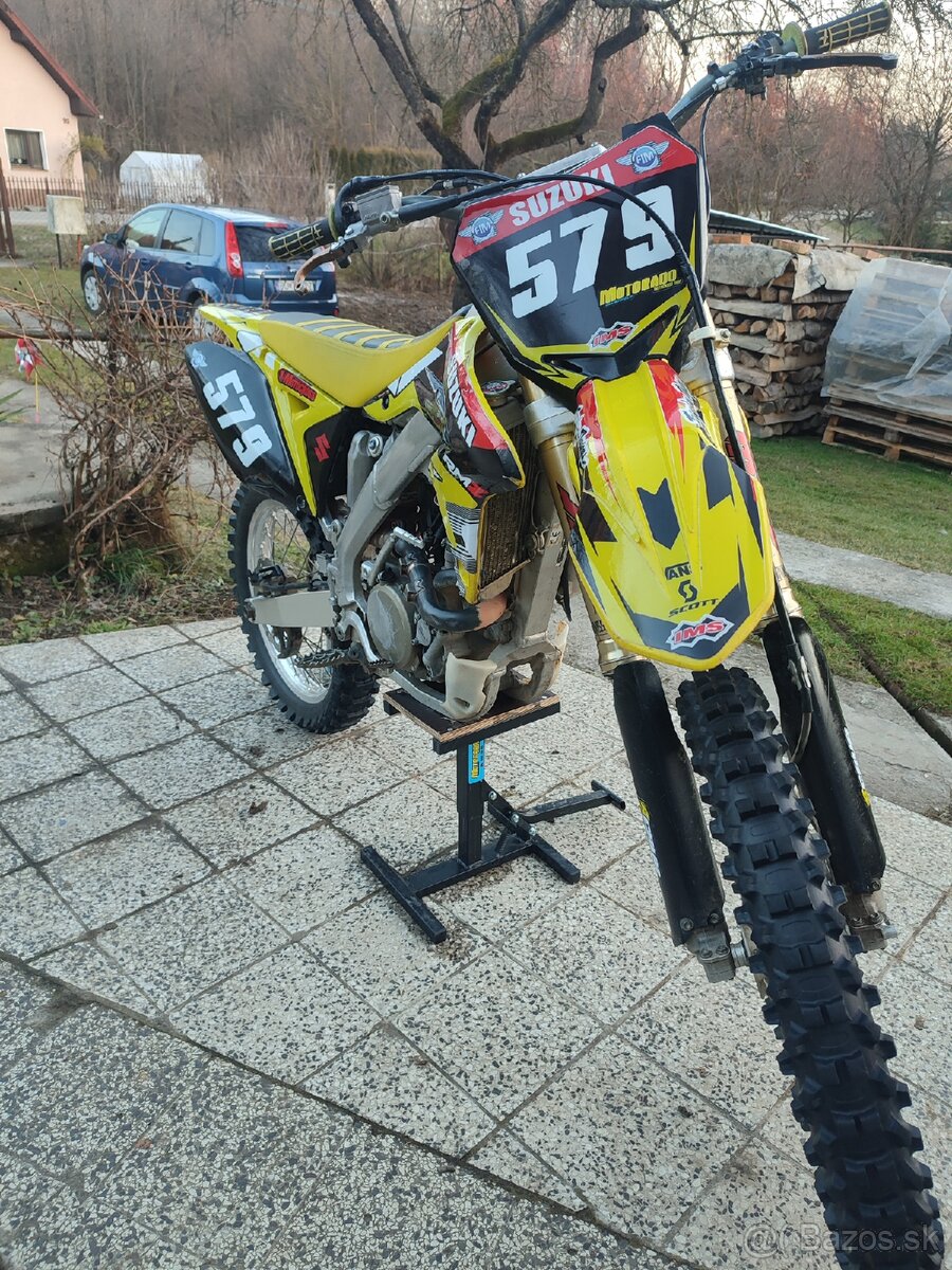 Suzuki rmz 250