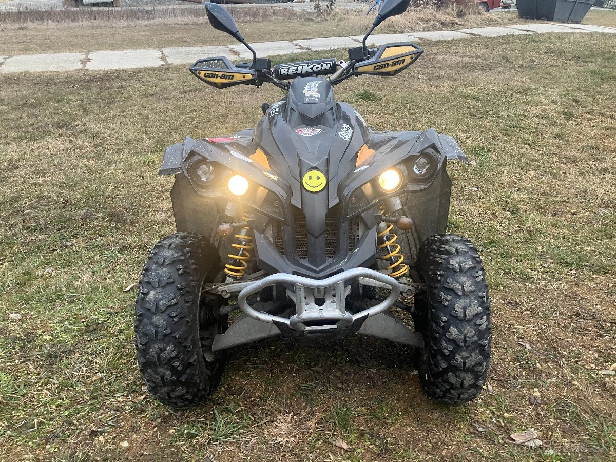 Predávam štvorkolku can-am renegade 800