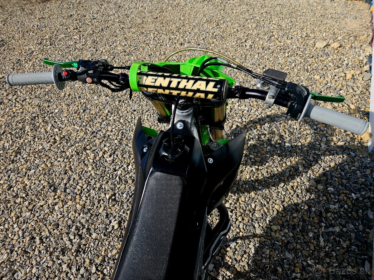 KAWASAKI KX450F