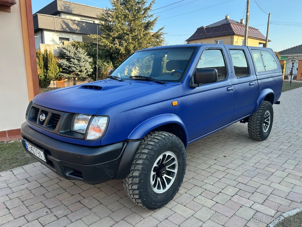 Nissan Navara 2.5 TD D22