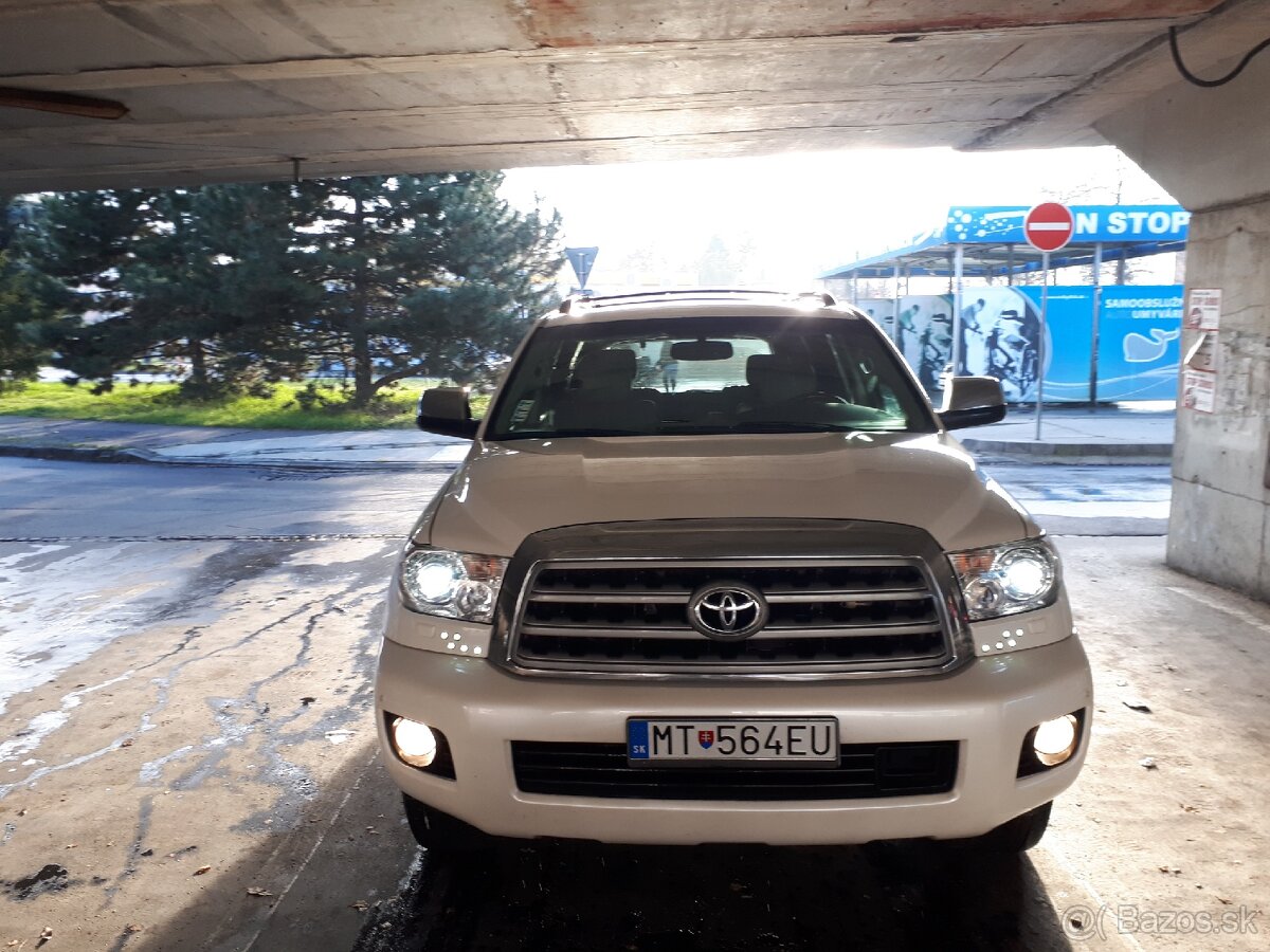 Toyota Sequoia 5.7 V8 Platinum