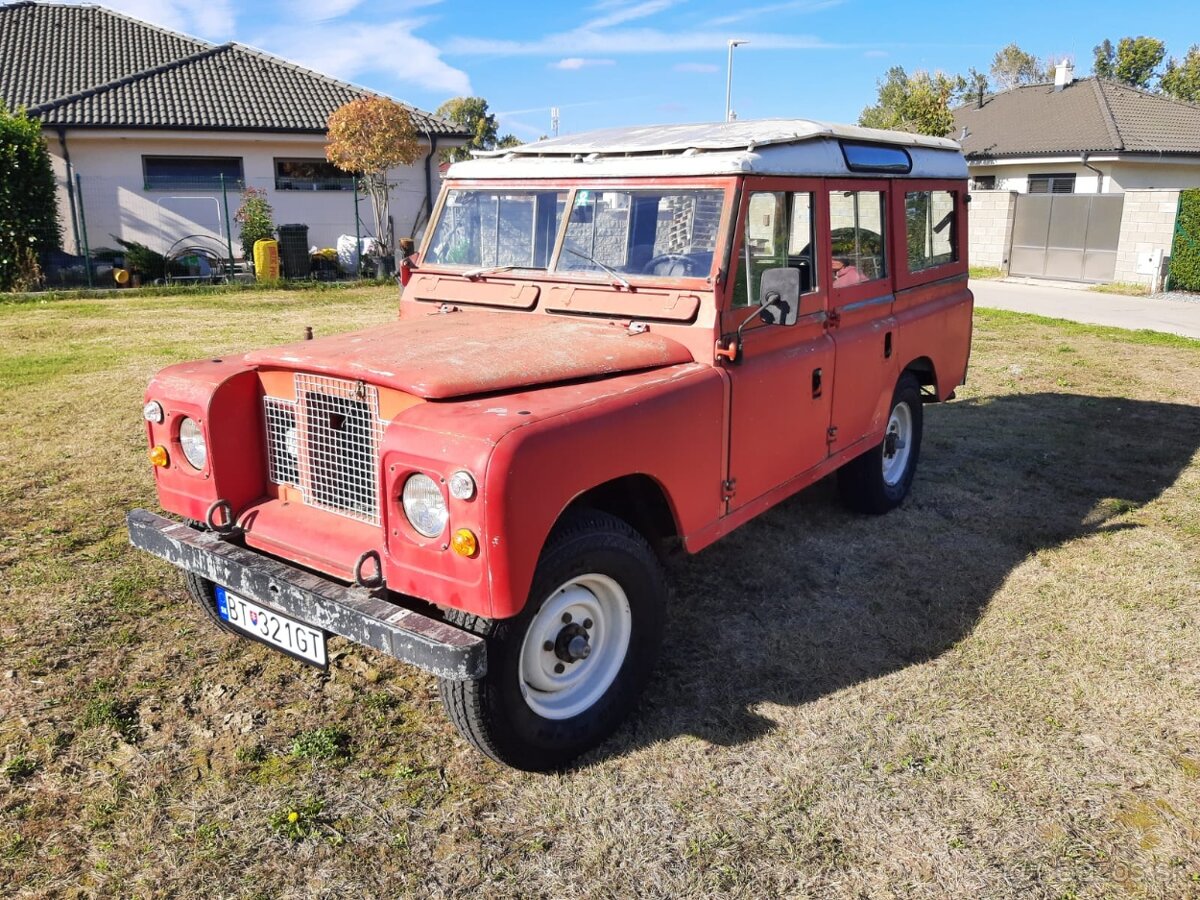 Land Rover Defender Seria 2A rok 1971