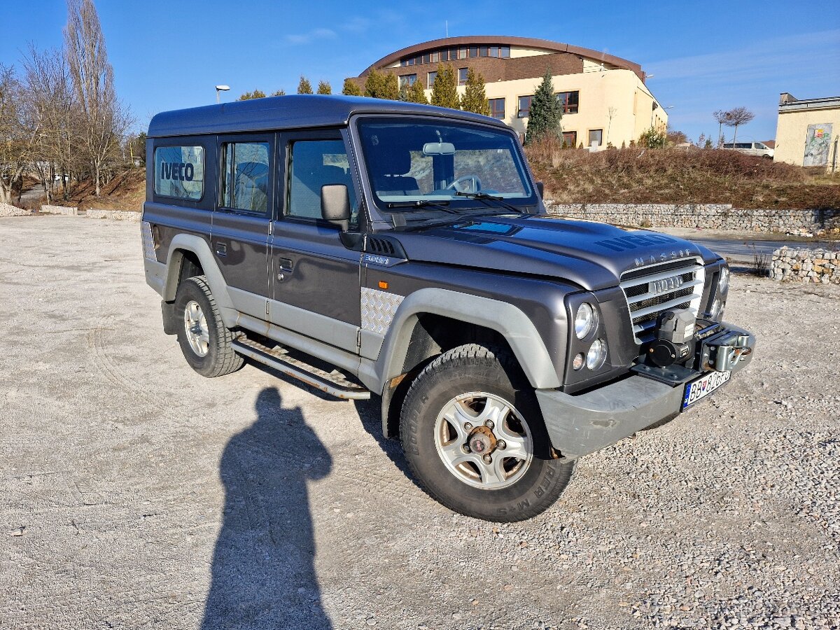 Iveco Massif - Land rover Defender