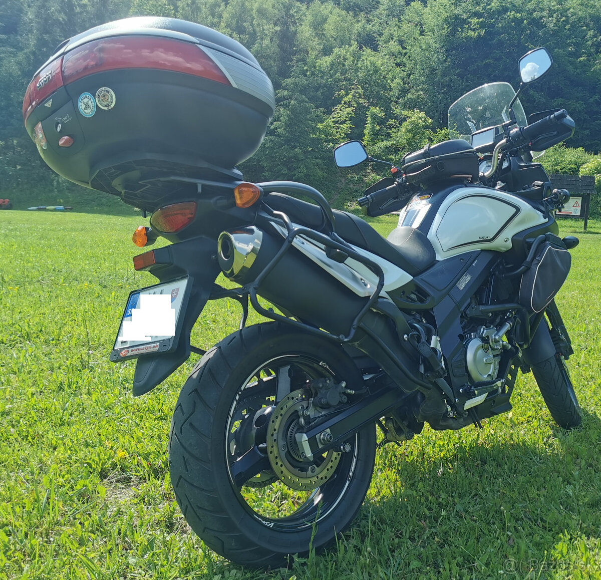 SUZUKI V-Strom 650