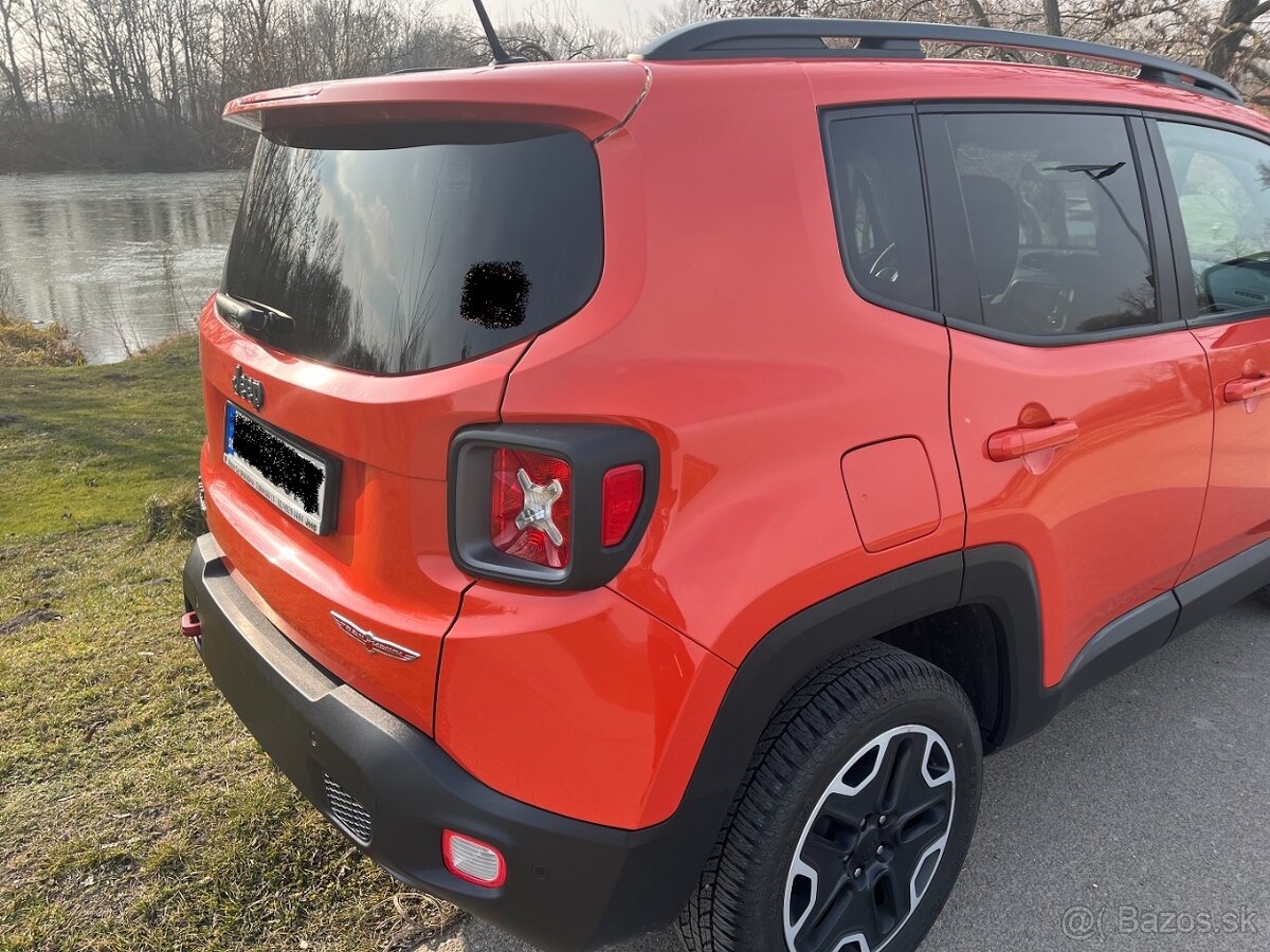 Jeep Renegade Trailhawk 2015/12 125 kW/ 170 HP