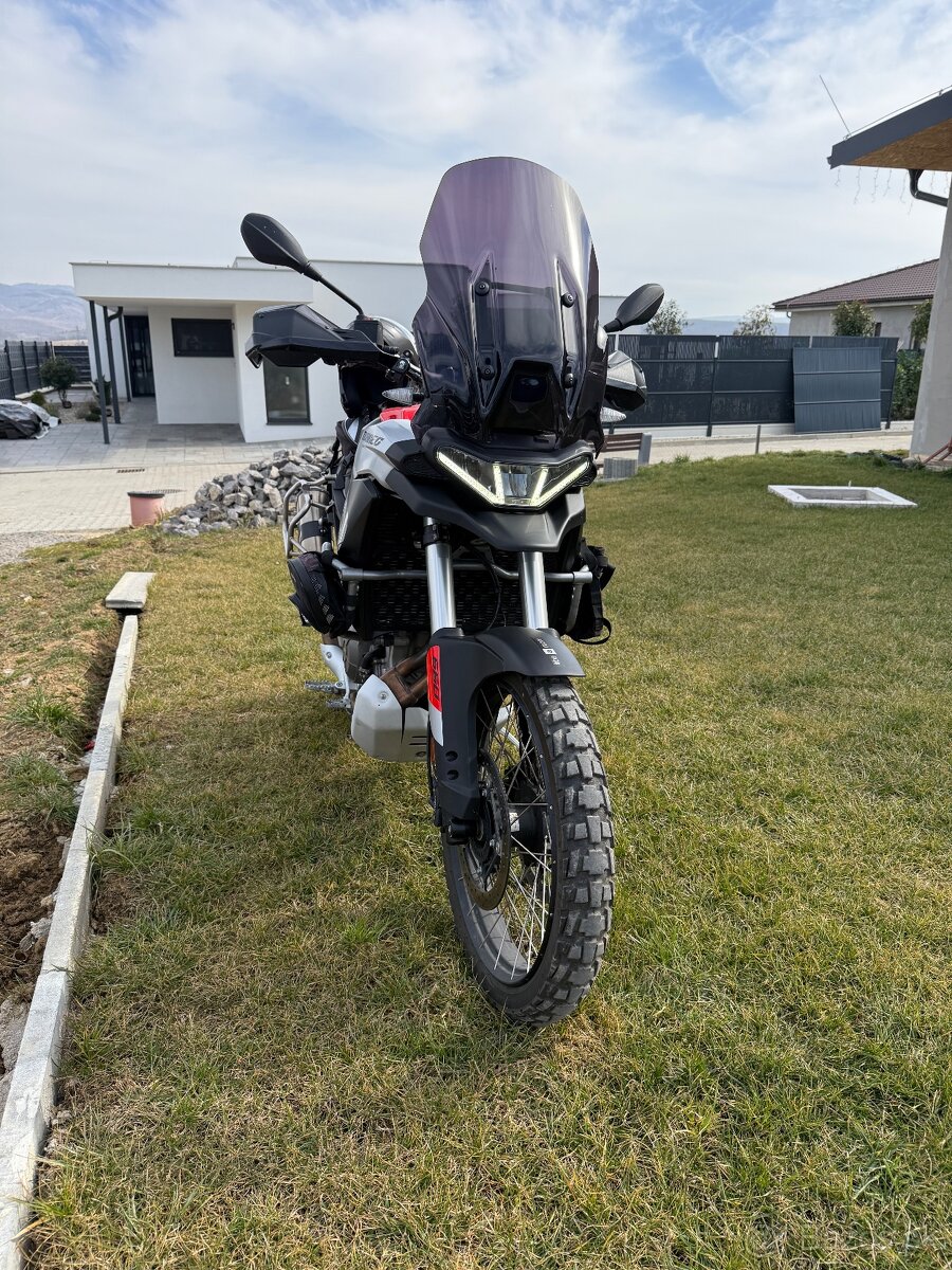 Aprilia Tuareg 660