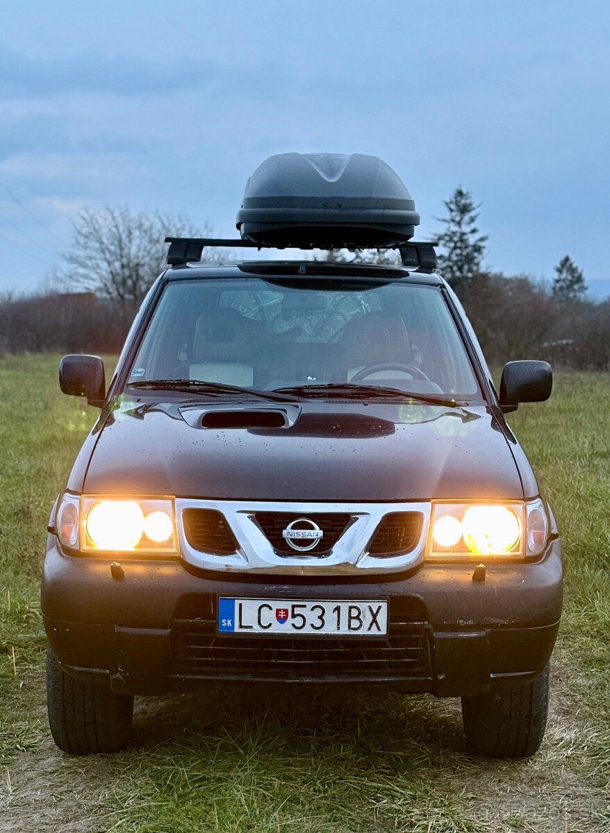 Terrano 2 3.0L