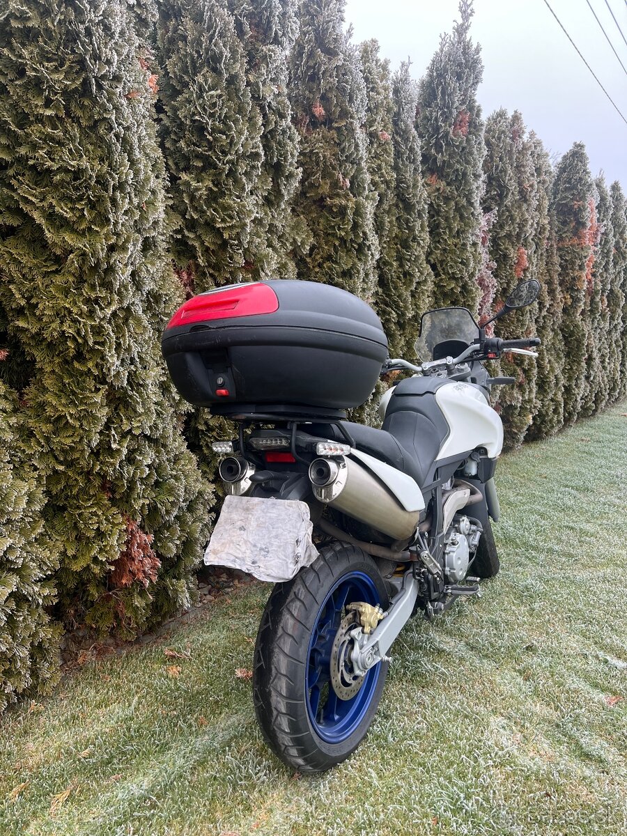 Aprilia Pegaso Strada 650