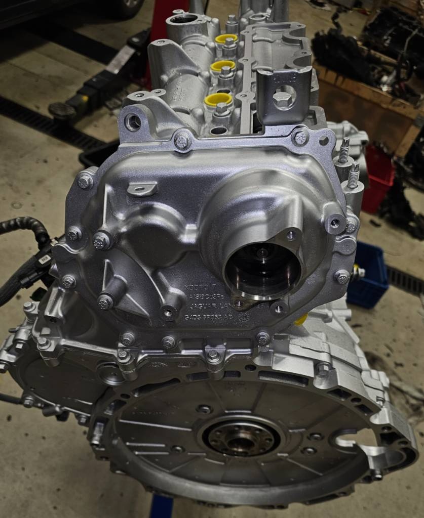 MOTOR 204DTD JAGUAR F-TYPE