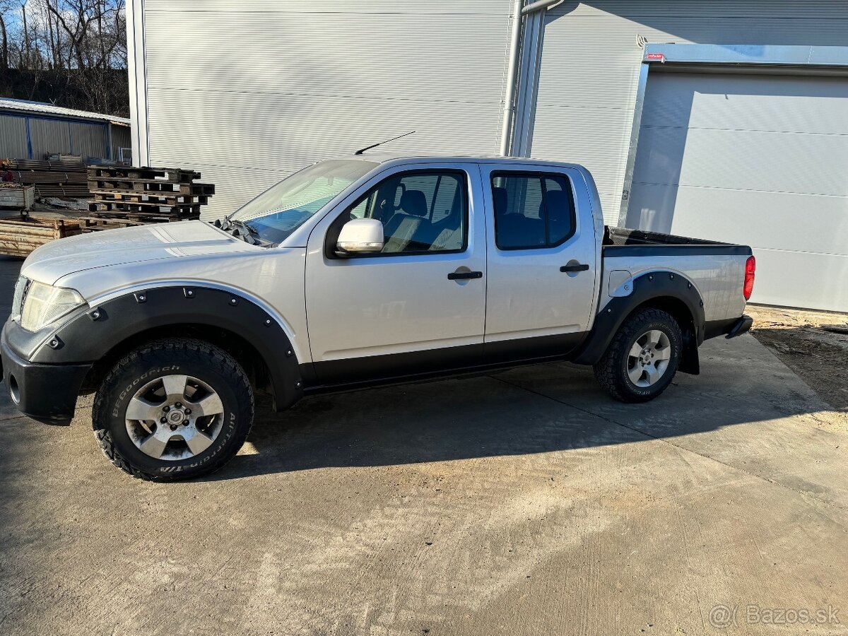 Nissan Navara D40 2.5 dci, automat