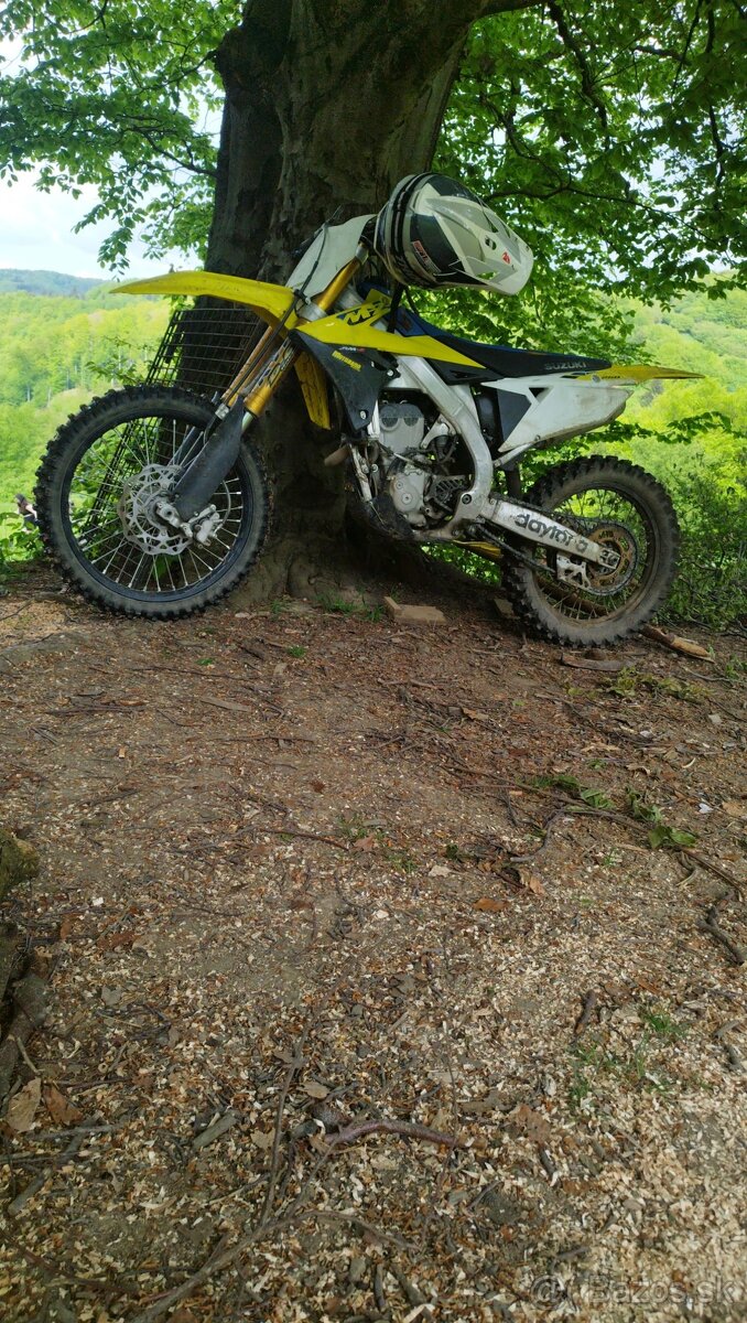 Suzuki RM-Z 250