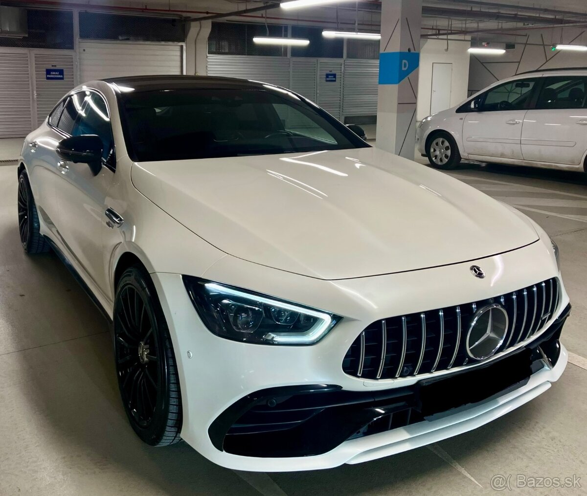 Mercedes-Benz AMG GT 53 4matic+ PERFORMANCE Možná výmena