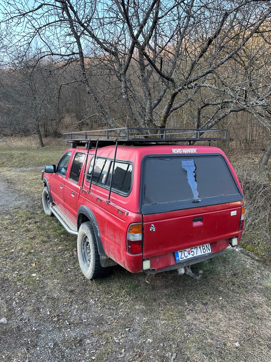 Mazda b2500