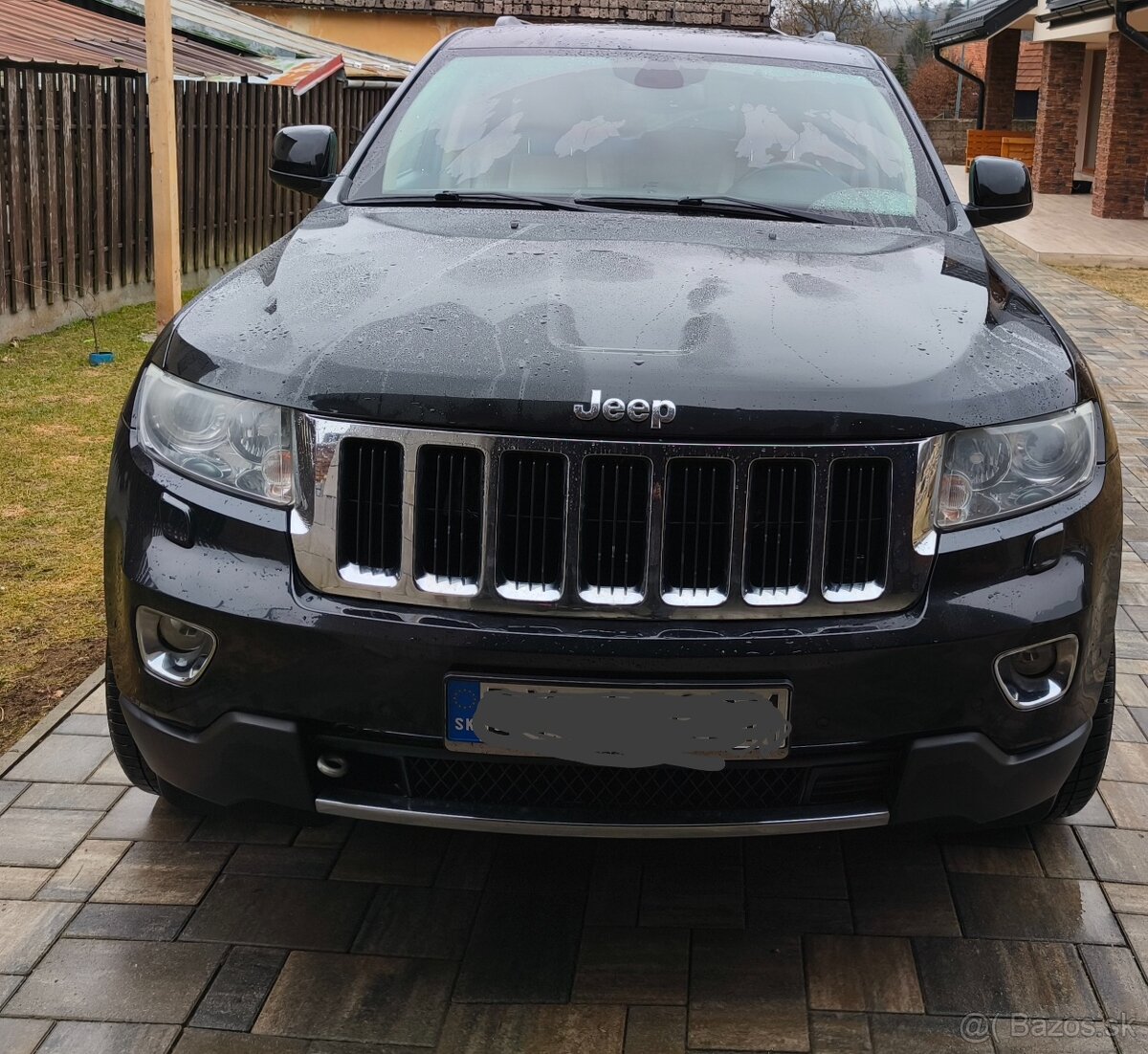 Predám Jeep Grand Cherokee r.v.2012