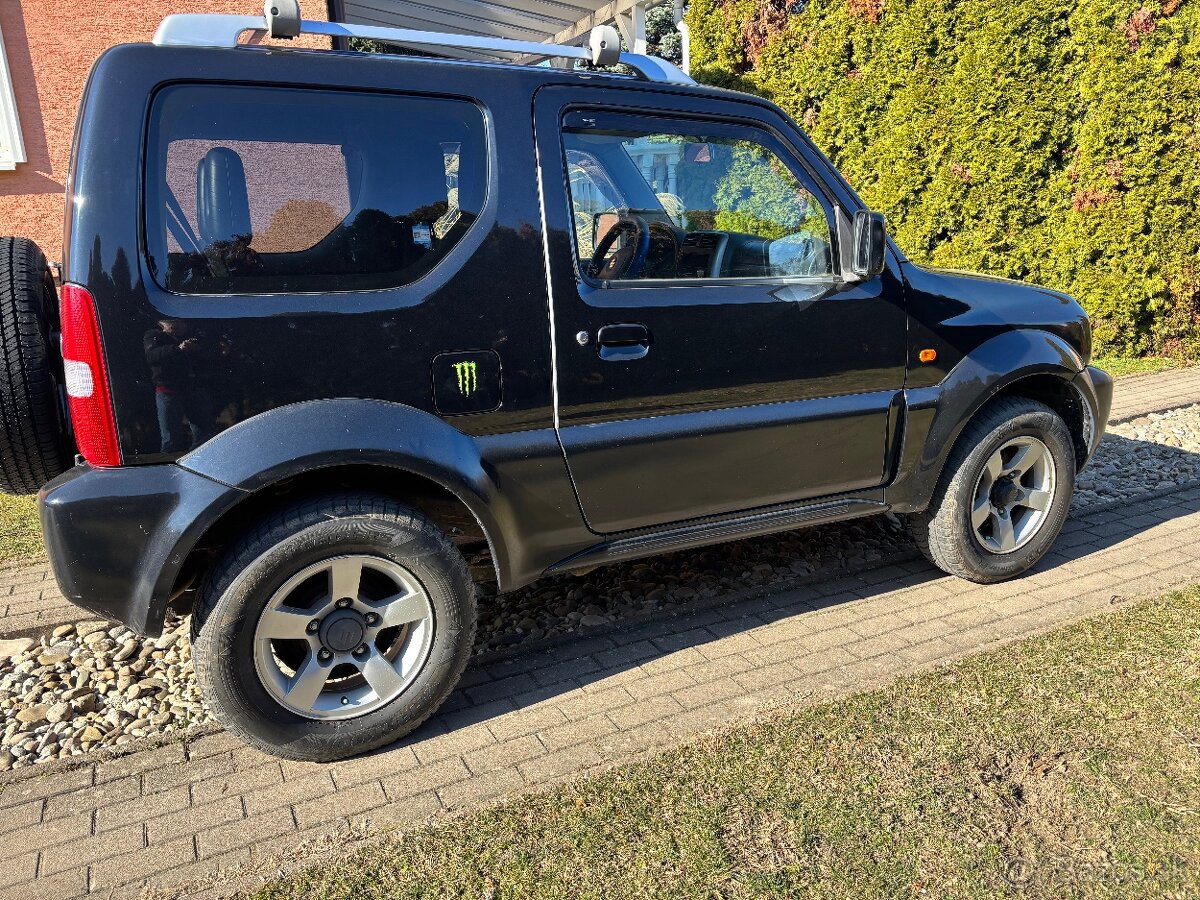 Predám Suzuki Jimny  1,3i. 4x4