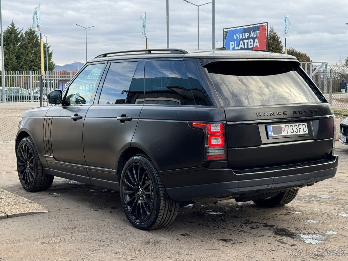 Land Rover Range Rover 4.4L SDV8 Vogue