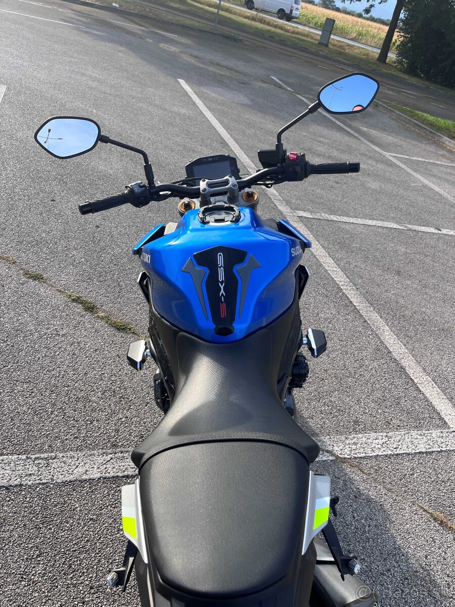 SUZUKI GSX-S 1000