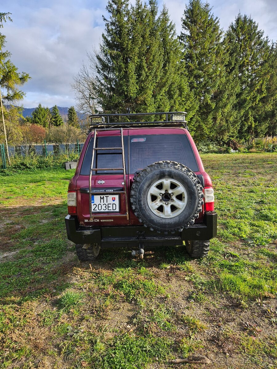 Predám nissan patrol Y61