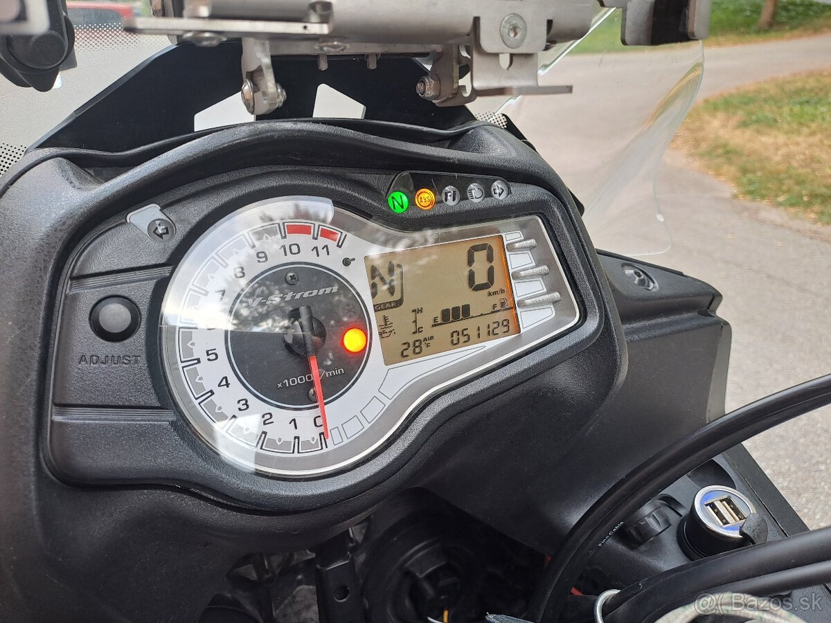 SUZUKI V-strom DL 650 XA 2017, so zníženým sedlom