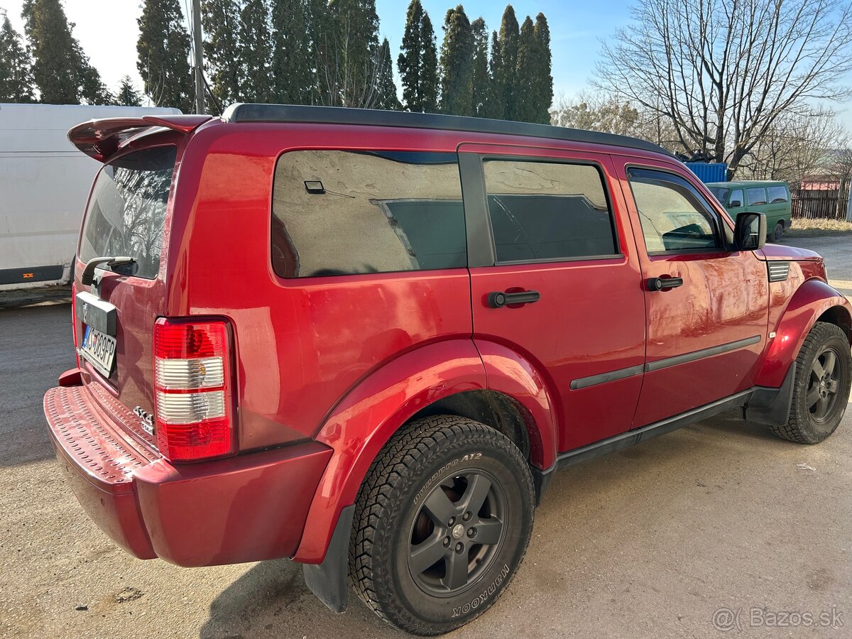 Dodge Nitro 2.8CRD 4x4 automat