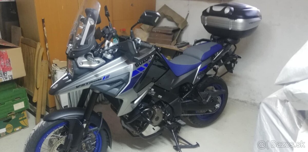 Suzuki V Strom 1050XT