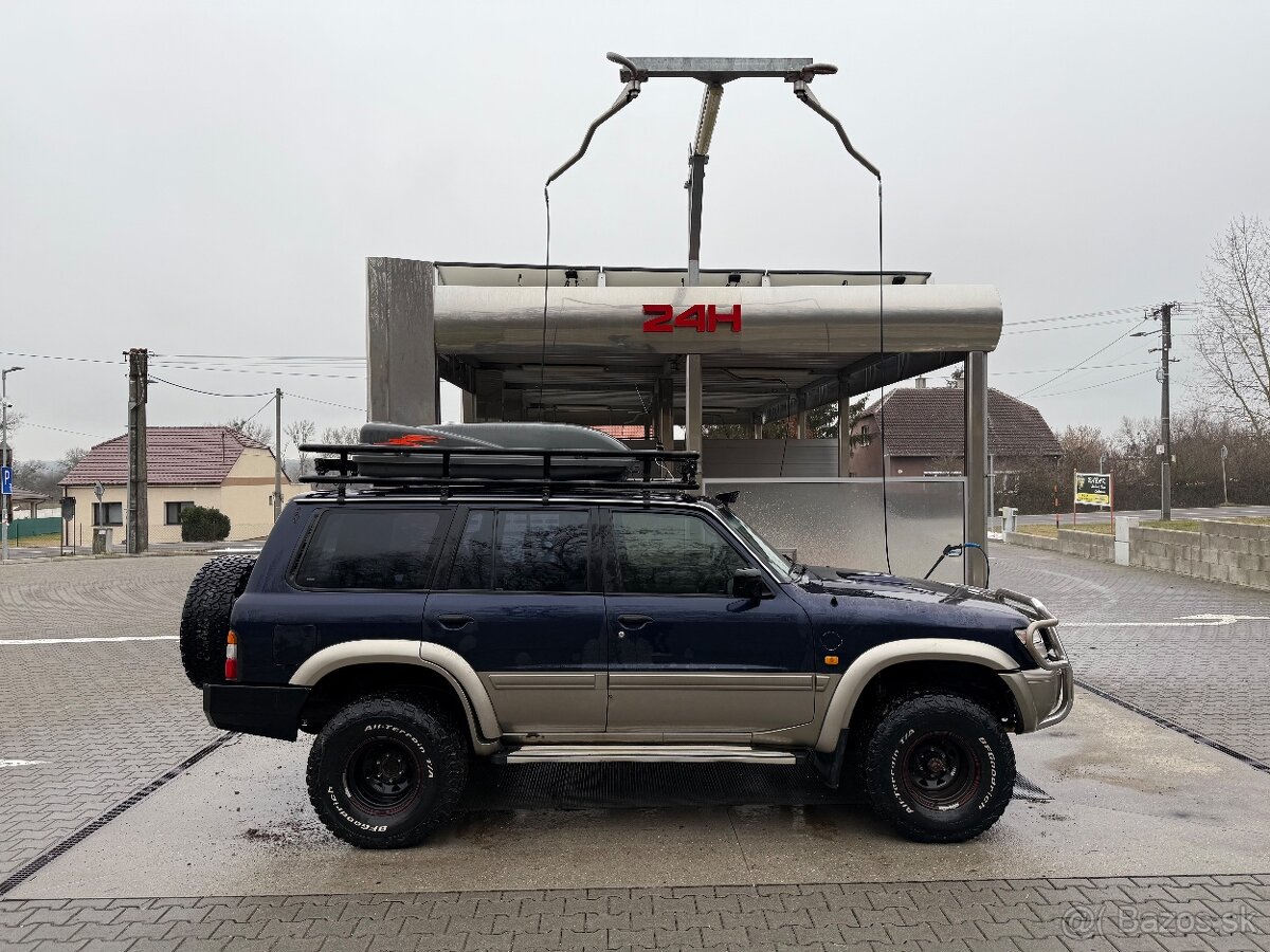 Nissan Patrol GR Y61 3.0 4x4 Off Road