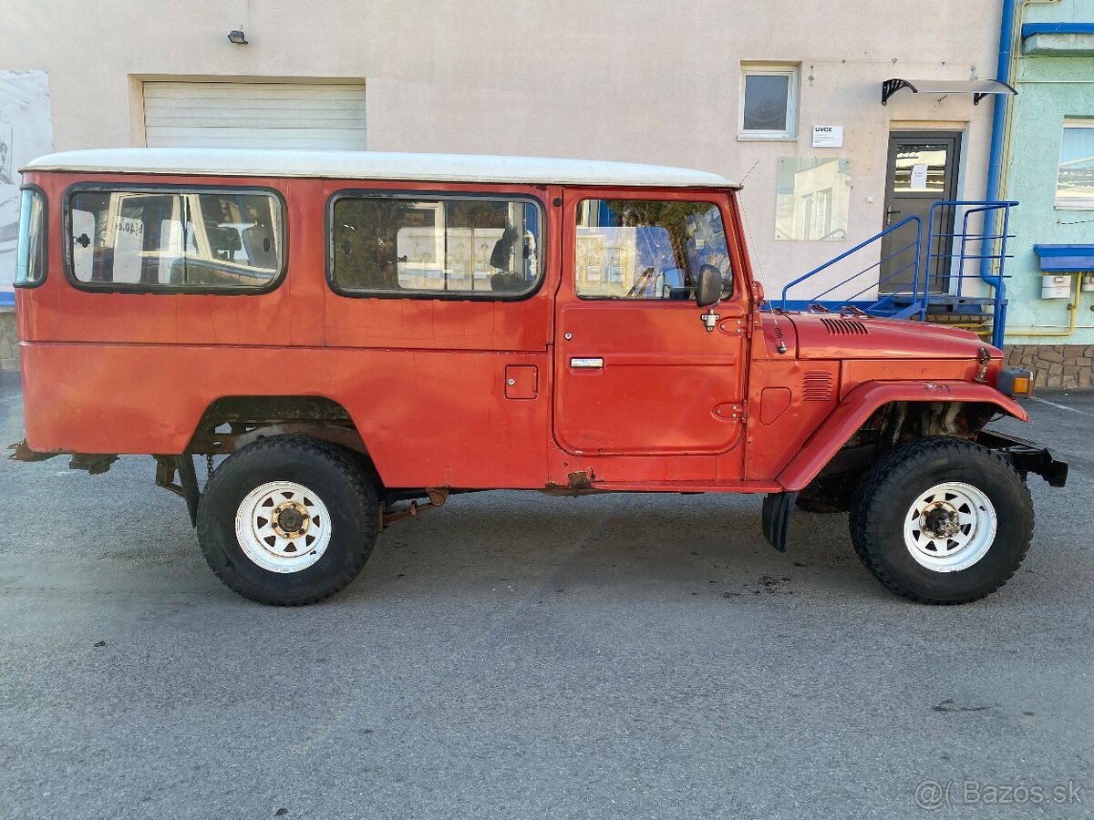 Toyota Land Cruiser BJ45 LV