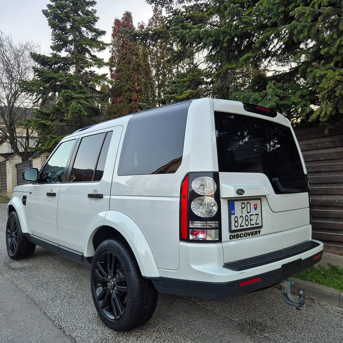 Land rover discovery 4