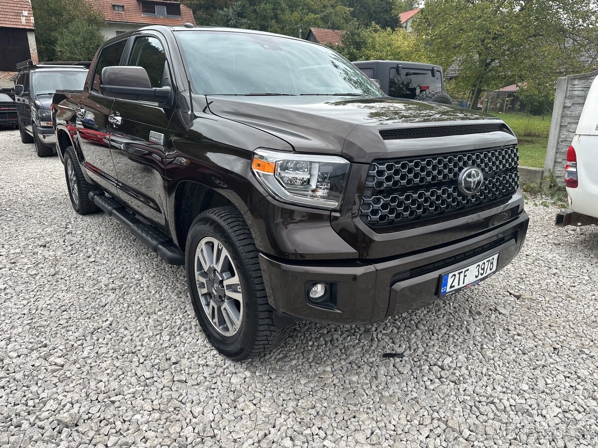 2019 Toyota Tundra Platinum 5,7 V8 LPG Radar FullLED