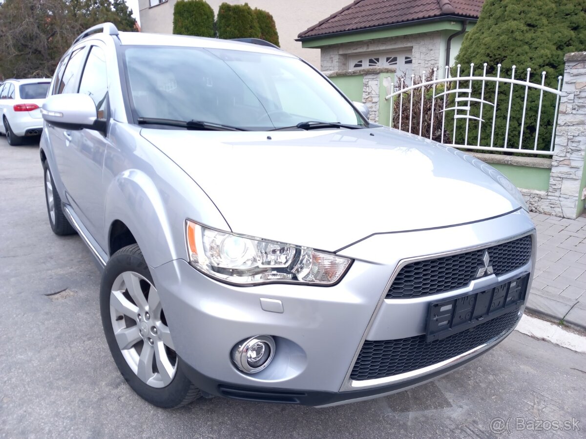 MITSUBISHI OUTLANDER 2.2 DI-D AUTOMAT 7MIEST