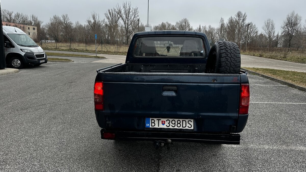 Mazda B2500 Pick-up