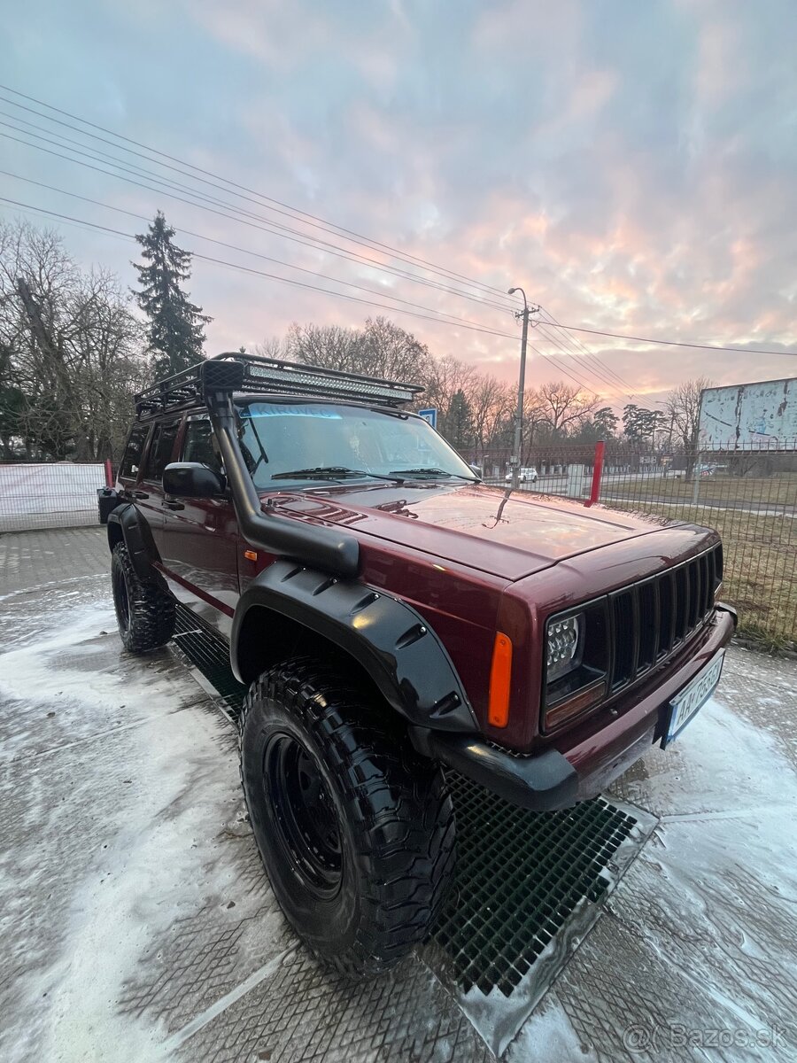 Jeep Cherokee XJ