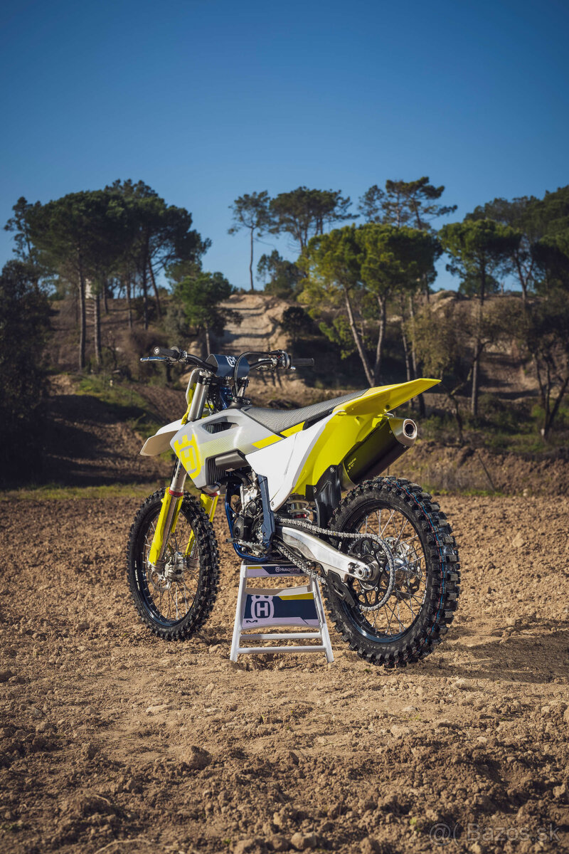 Predám HUSQVARNA FC 250/ 2024