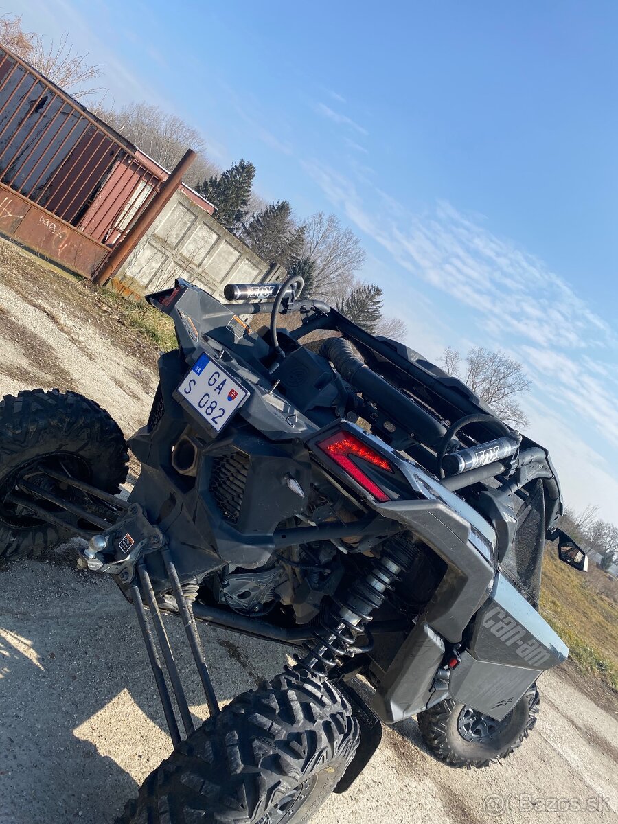 can am maverick x3 turbo R