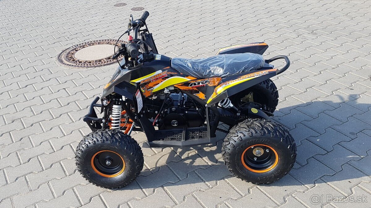 Dětská čtyřtaktní čtyřkolka ATV FactoryTeam 90