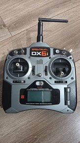 Spektrum DX6i , batérie, primač - 4