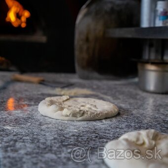 Plne vybavený pizza foodtruck, pripravený na prevádzku - 4