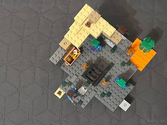 LEGO Minecraft 21119 - 4